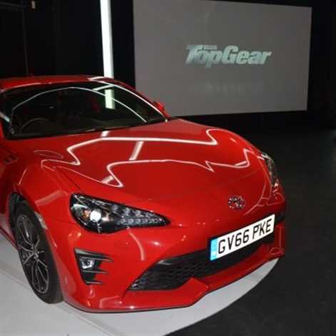 Co się stało z niezniszczalną Toyotą Hilux z Top Gear?